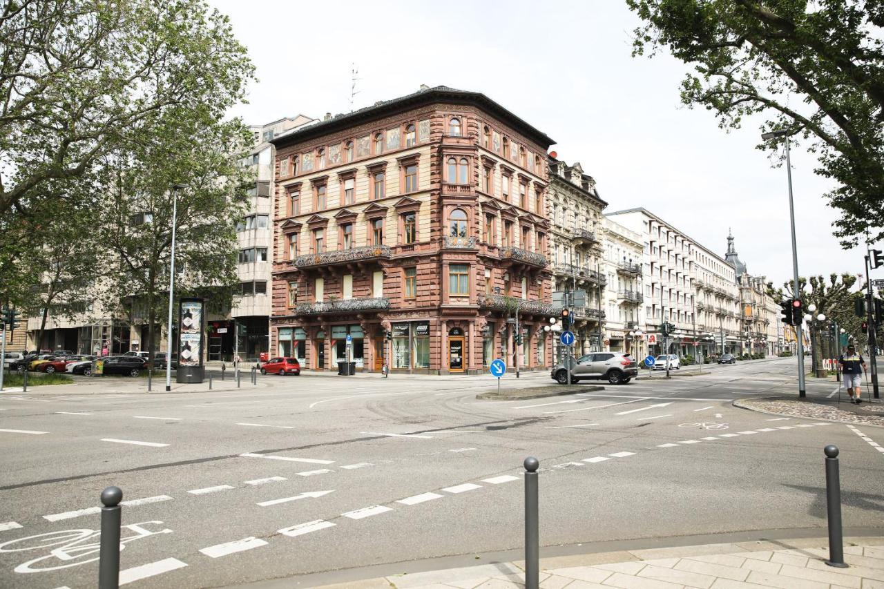 Apartment Palais Passy~design Mit Ausblick Im Zentrum Wiesbaden